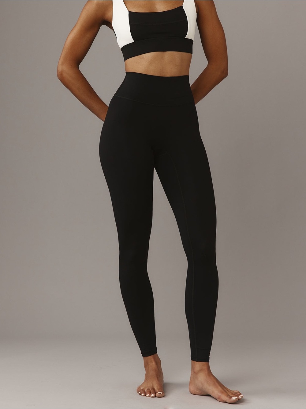 Monday Body Acadia Leggings in Black
